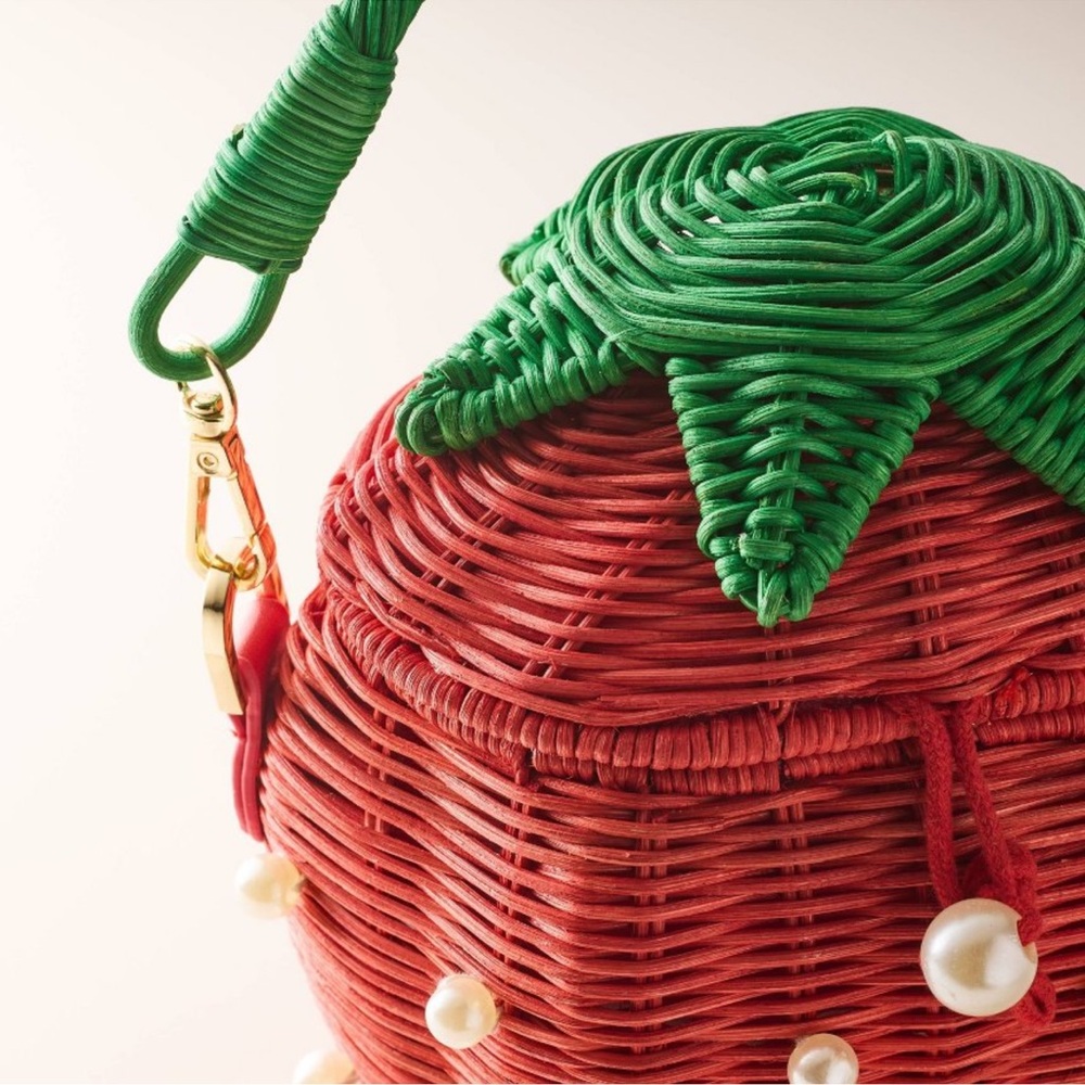 Kate Spade x Target Pearl Embellished Strawberry Basket Bucket Bag - Picture 4 of 6